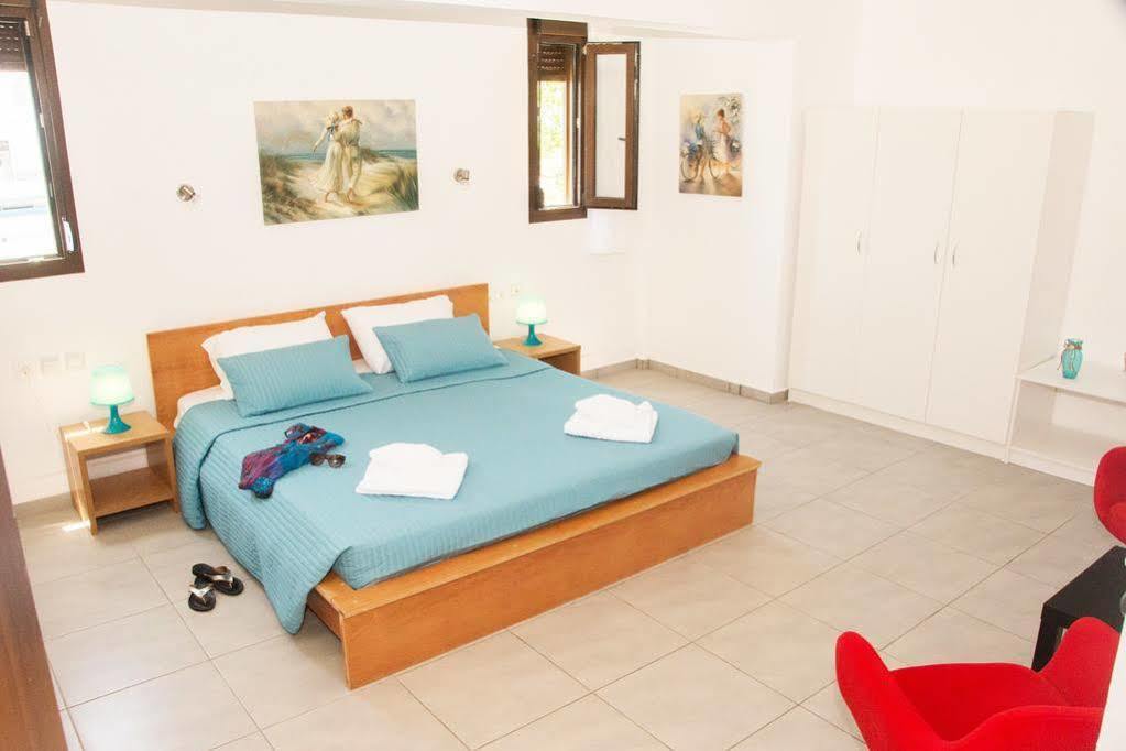 Persis Vila